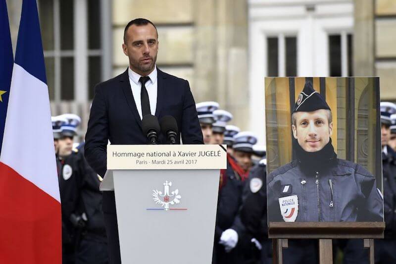 Etienne ha sposato il suo Xavier, morto nell’attentato di Parigi
