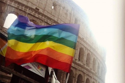 Roma, oggi flash mob contro l'omofobia: Trastevere ore 18:30 - Roma Pride 2017 un trionfo di partecipazione - Gay.it