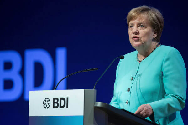 Germania: Angela Merkel apre ai matrimoni gay - angela merkel 1 - Gay.it