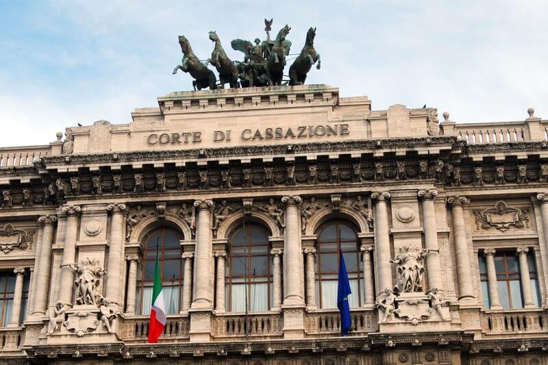 Venezia, figlio di una coppia lesbica iscritto all’anagrafe: sentenza storica