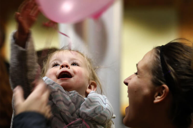 Genitori gay, in Lombardia prima trascrizione senza l’intervento del giudice