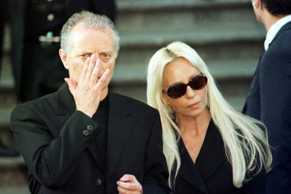 Gianni Versace a vent'anni dalla morte: 15 luglio 1997 - 15 luglio 2017 - gianni versace 1 - Gay.it