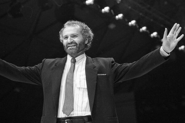 Gianni Versace a vent'anni dalla morte: 15 luglio 1997 - 15 luglio 2017 - gianni versace 2 - Gay.it