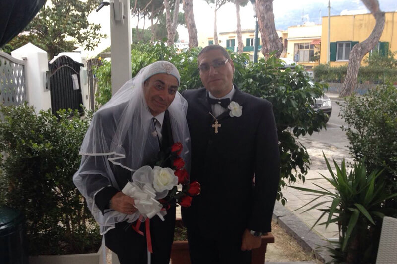 Ischia: storica coppia gay aggredita e picchiata dai vicini
