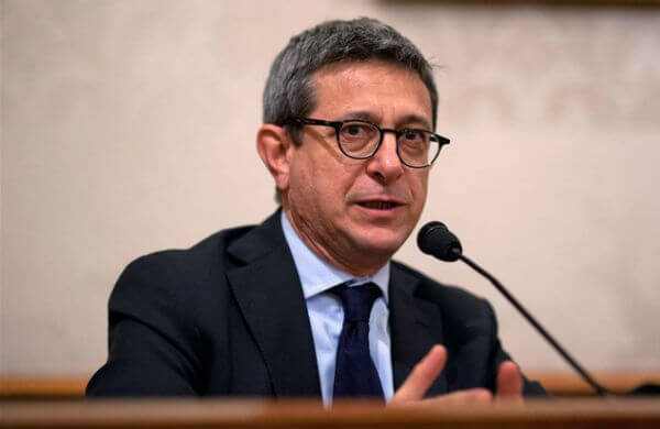 Genitori gay, in Lombardia prima trascrizione senza l'intervento del giudice - lombardia genitori gay 2 - Gay.it