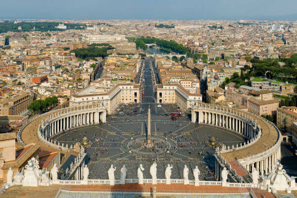 L'Osservatore Romano: "Figli di coppie gay? Più fragili e ansiosi" - osservatore romano 1 1 - Gay.it