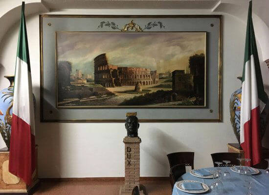 Il ristorante fascista a Roma, la proprietaria: "Non vogliamo omosessuali" - ristorante fascista 3 - Gay.it