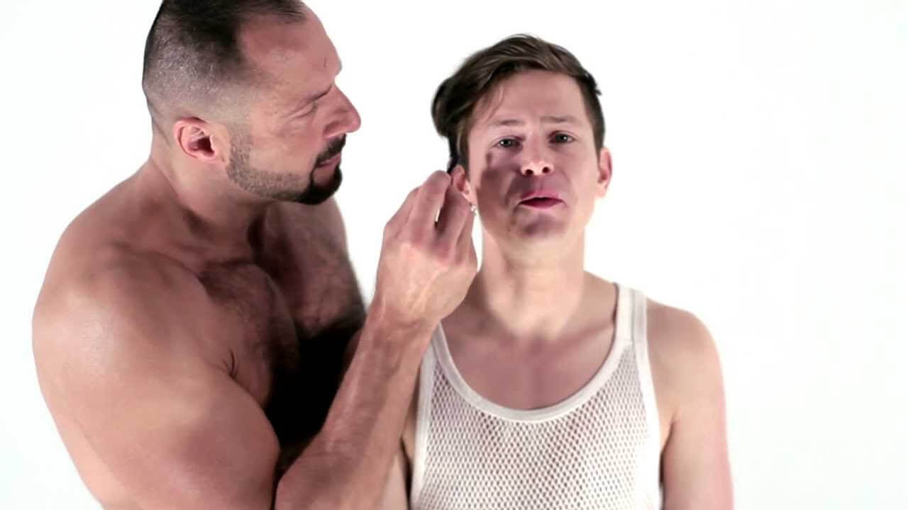 Torino: insulti omofobi al concerto di Perfume Genius - Arpad Miklos e Perfume Genius - Gay.it