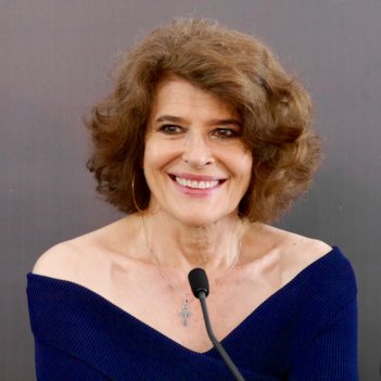 Fanny Ardant inedita al Festival di Locarno: “Sono trans, chiamatemi Lola Pater” - Fanny Ardant 2 - Gay.it