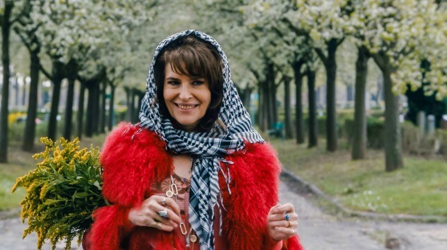 Fanny Ardant inedita al Festival di Locarno: “Sono trans, chiamatemi Lola Pater” - Fanny Ardant Lola Pater - Gay.it
