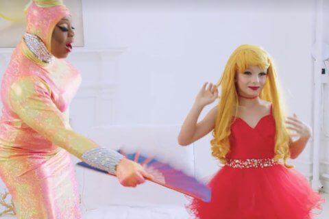 Drag queen a 8 anni: "La mia mamma mi supporta e mi aiuta a truccarmi" - babydrag - Gay.it