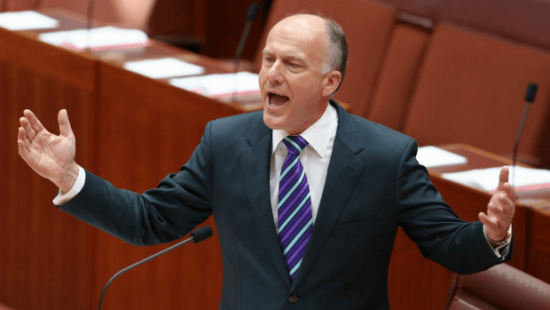 Australia, senatore contro i matrimoni gay: "Si aprirebbe ai matrimoni con i ponti" - eric abetz 2 - Gay.it