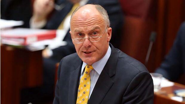 Australia, senatore contro i matrimoni gay: "Si aprirebbe ai matrimoni con i ponti" - eric abetz - Gay.it