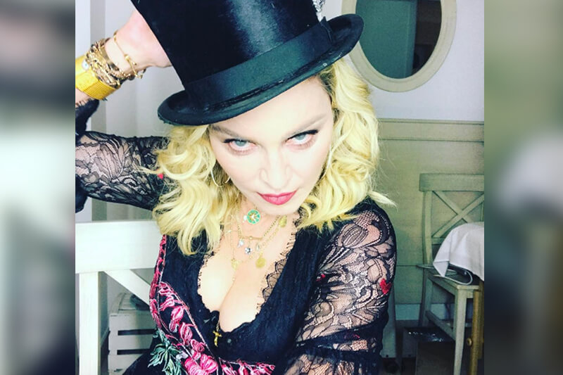 Madonna in Puglia balla la pizzica alla festa del suo compleanno