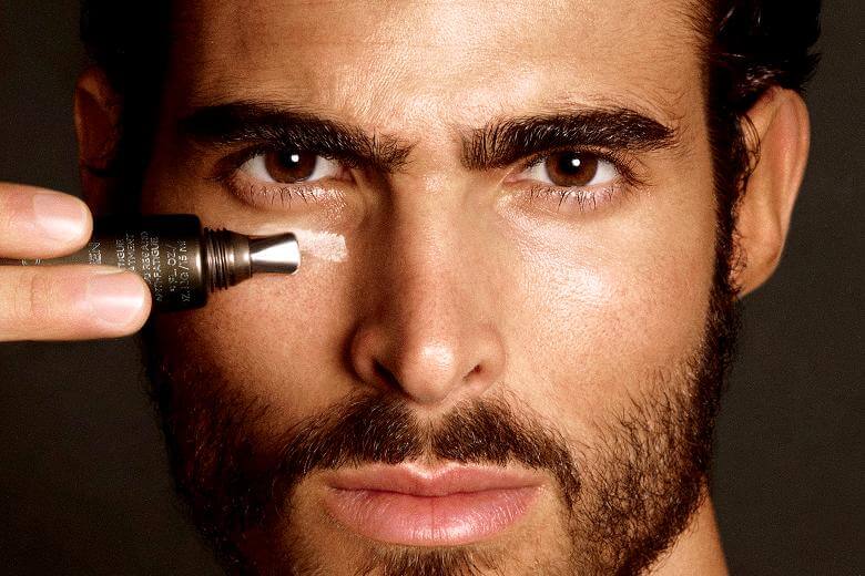 Il trucco per uomini diventerà la norma: a dirlo il Guardian - uomini trucco 3 - Gay.it