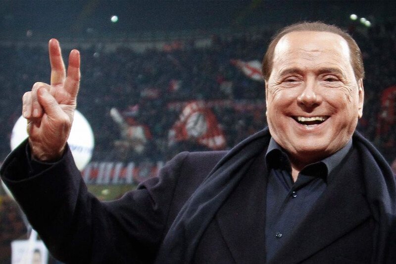 Silvio Berlusconi minaccia le unioni civili: ‘Le modificheremo, il matrimonio è tra uomo e donna’