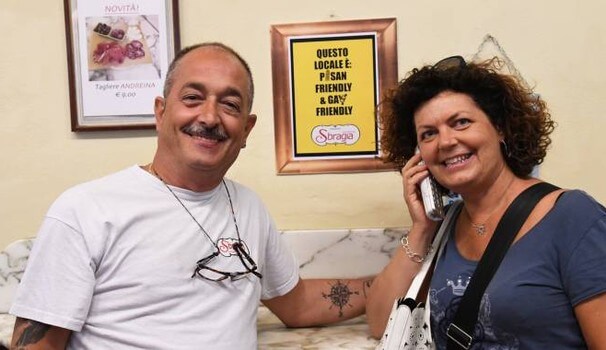 "Questo locale è gay friendly e pisan friendly": lo strambo annuncio a Lucca - lucca 1 - Gay.it