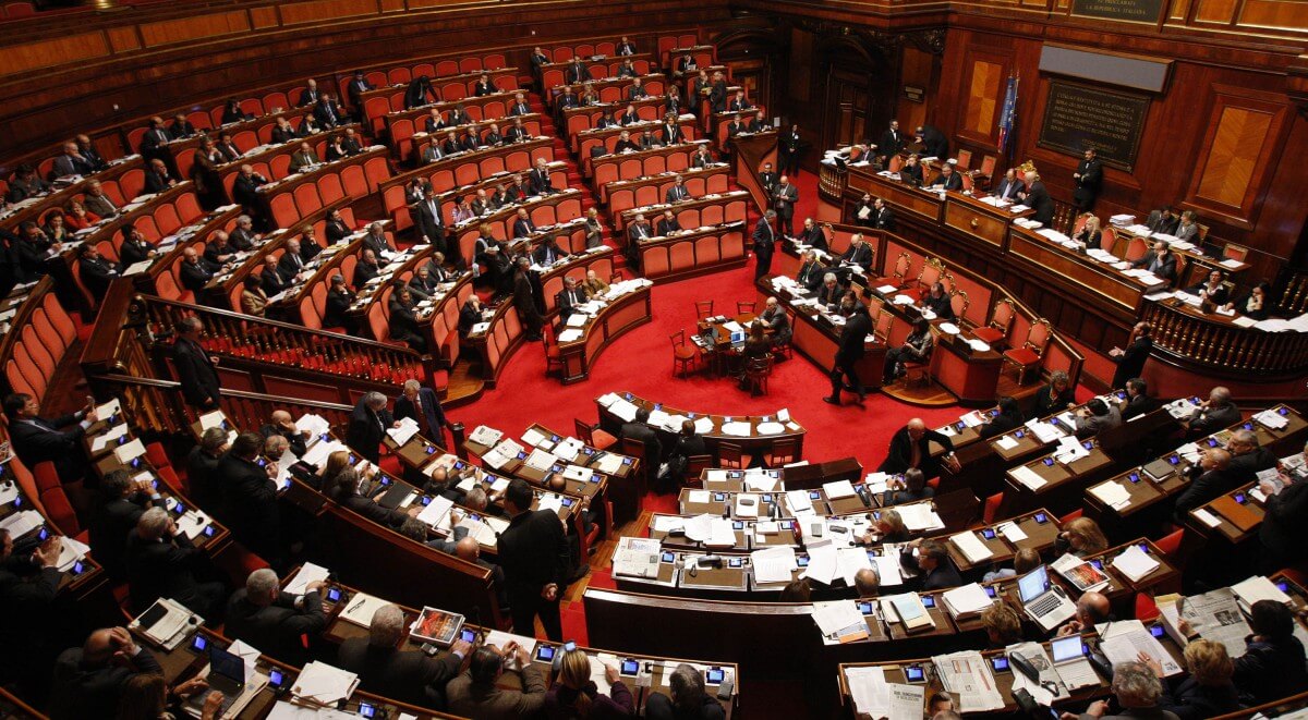 Legge contro l'omofobia: tanti auguri di Buon Compleanno! - omofobia 2 - Gay.it