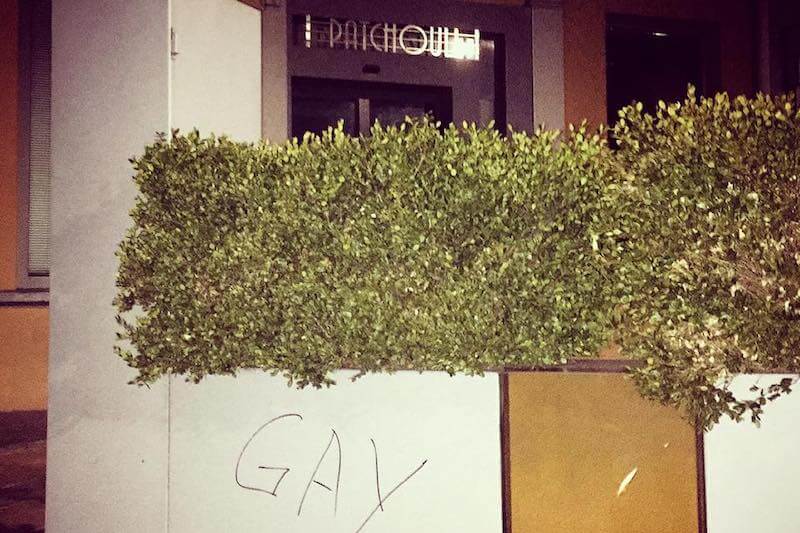 Milano, scritte omofobe e vandalismi su locale gay