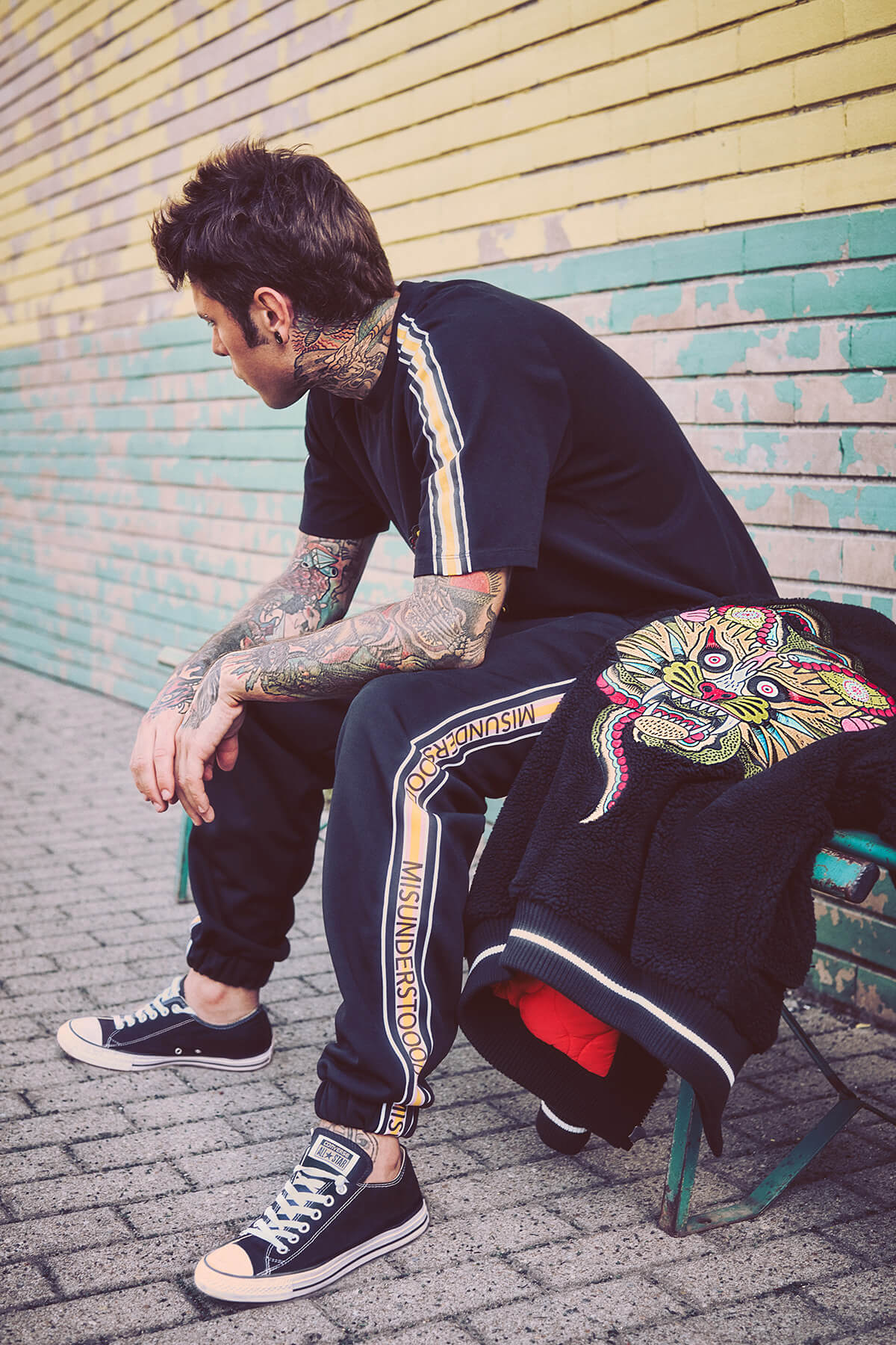 Misunderstood, la nuova collezione di Bershka by Fedez - Fedez x Bershka 8 - Gay.it