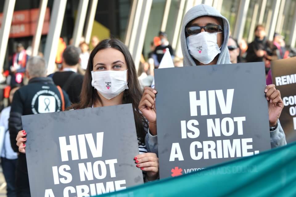 California, esporre i partner all’HIV non sarà più un reato