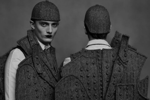 Halloween: 5 look dalle passerelle autunno-inverno - Thom Browne FW17 Campaign fy3 695x522 - Gay.it