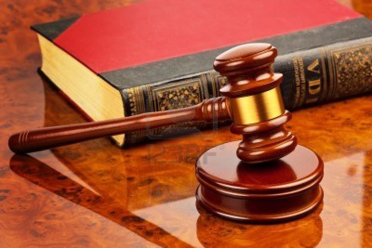 Trans, il Tribunale di Caltanissetta dice sì al cambio nome e sesso anche senza intervento - caltanissetta 2 - Gay.it