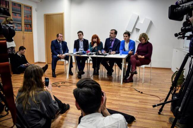 Cecenia, Maxim Lapunov è il primo a metterci la faccia: "Potrebbe capitare ovunque" - cecenia 2 1 - Gay.it