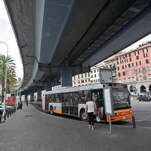 Genova, lo picchiarono perché ritenuto gay: arrivano gli sconti di pena - genova 1 - Gay.it