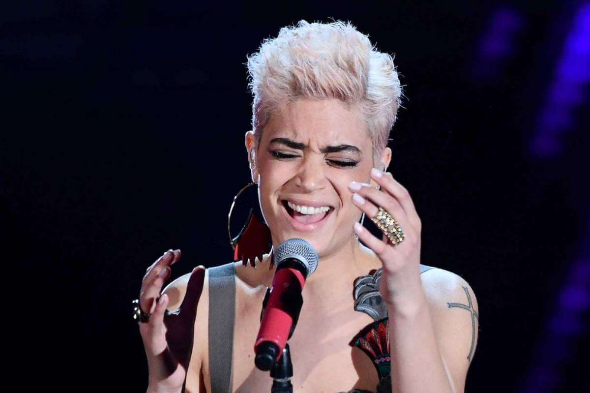 Elodie: "Voglio diventare un'icona gay" - gioielli di elodie - Gay.it