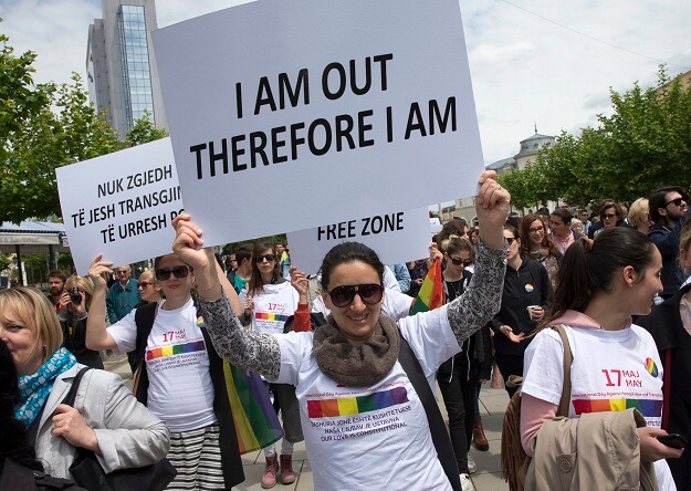 Kosovo, il 10 ottobre in marcia per il primo Pride ufficiale - kosovo 3 - Gay.it