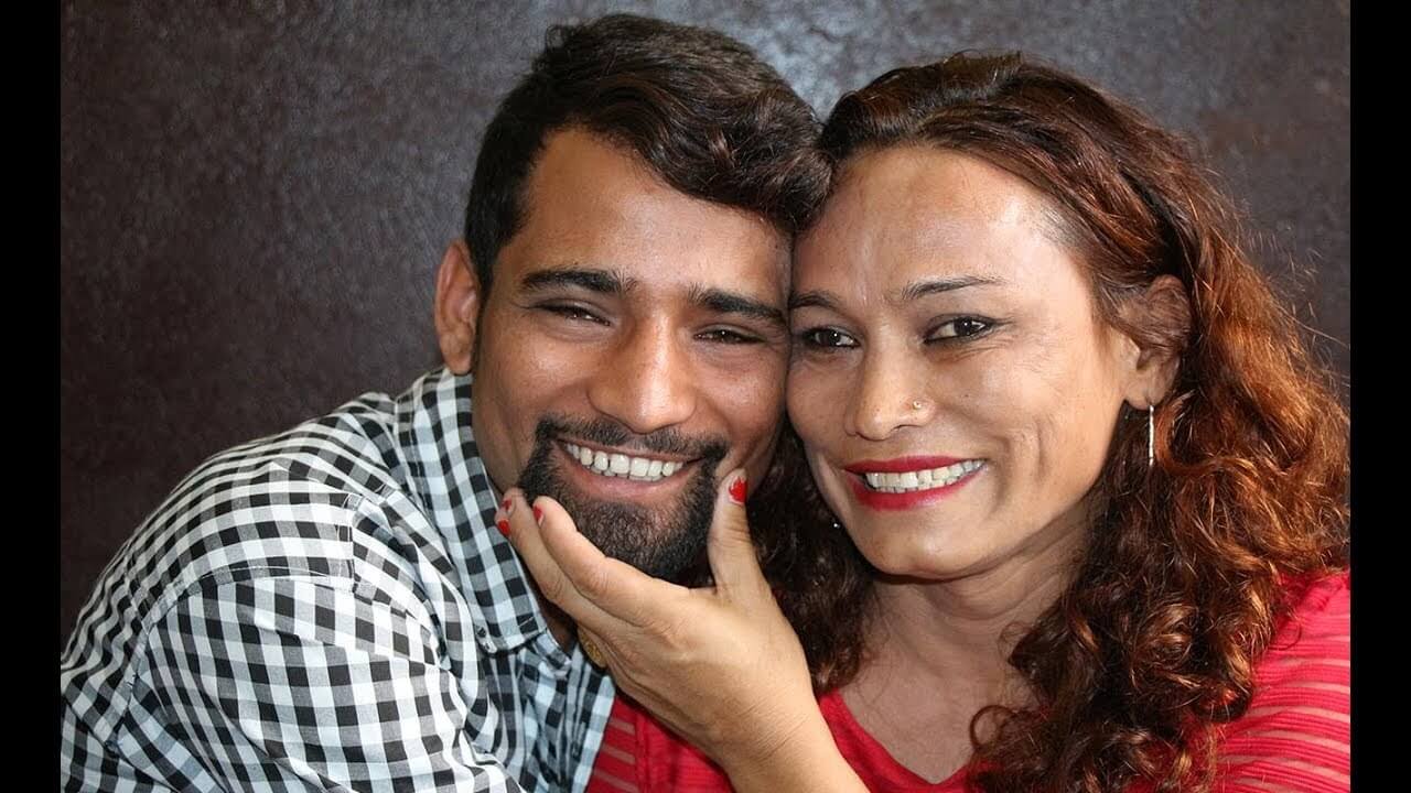 Nepal, l'amore tra Monika e Ramesh: è il primo matrimonio di una trans - nepal 2 - Gay.it