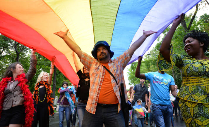Romania, a fine 2017 nuovo referendum per impedire i matrimoni gay - romania 2 - Gay.it