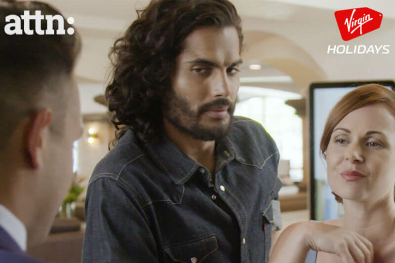 Coppie etero discriminate in vacanza: il simpatico spot Virgin Holidays
