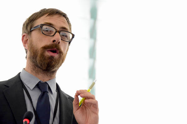 Parlamento Europeo, Daniele Viotti nominato presidente per i diritti LGBT - daniele viotti 2 - Gay.it