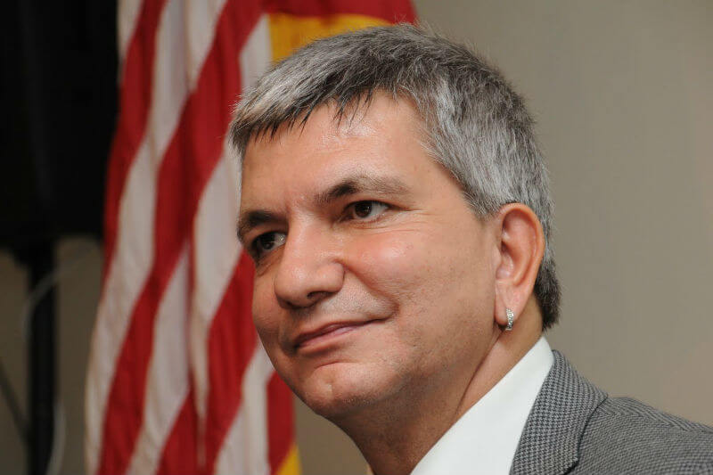 Nichi Vendola, “Ora Tobia è davvero mio figlio, porterà anche il mio cognome”