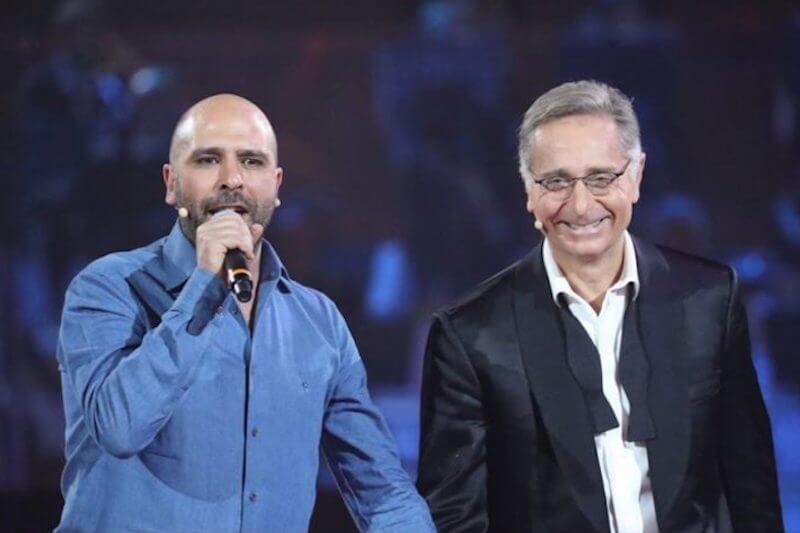 Checco Zalone, il piccolo comico che ha bisogno di dire “Fr*cio” in prima serata