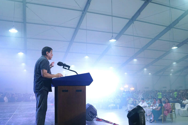 Filippine, la svolta di Duterte: “Sì ai matrimoni gay”