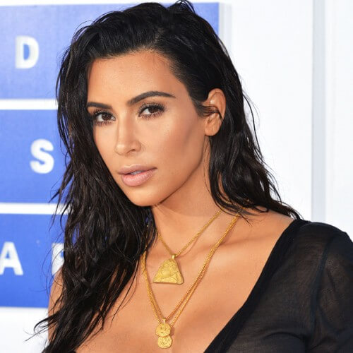 Kim Kardashian e la maternità surrogata: "Amerò mia figlia allo stesso modo?" - kim kardashian 1 - Gay.it