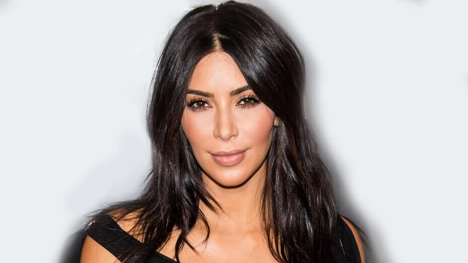 Kim Kardashian e la maternità surrogata: "Amerò mia figlia allo stesso modo?" - kim kardashian 2 - Gay.it