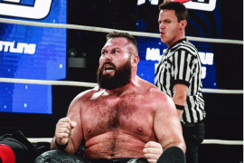 Il wrestler fa coming out: “Pensavano fosse uno scherzo, ma i gay non sono tutti come quelli in Tv…”