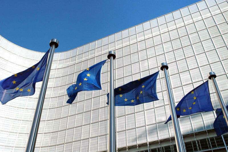 Avvocatura della Corte Ue: nessuno Stato può discriminare i coniugi gay
