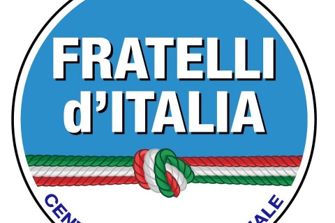 Marche, Fratelli d'Italia: "Sostegno alle famiglie ma solo se naturali" - fratelli ditalia - Gay.it