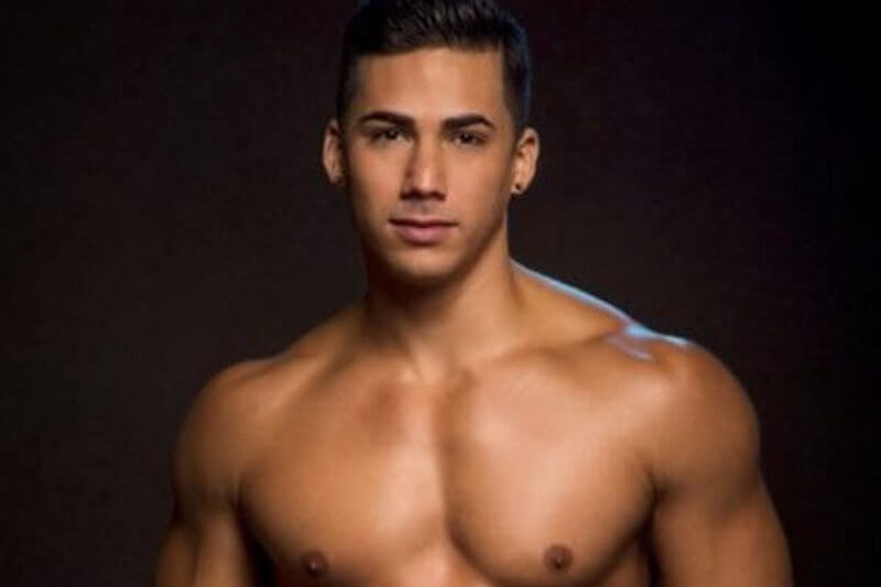 Violenze sessuali, nuove accuse per la pornostar gay Topher DiMaggio