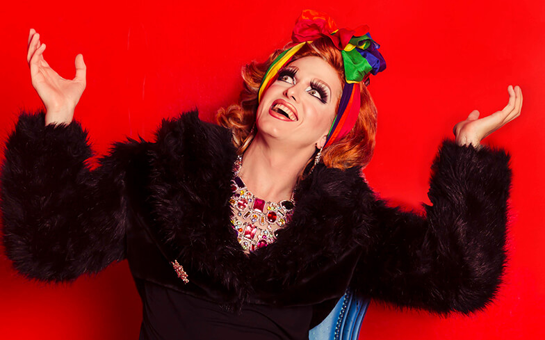 Marchio di moda musulmana lancia velo rainbow per il Sydney Mardi Gras - MOGA Pride Headscarf 2 - Gay.it