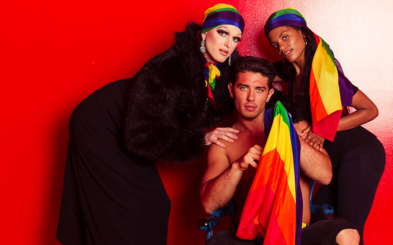 Marchio di moda musulmana lancia velo rainbow per il Sydney Mardi Gras - Moga Pride Headscarf - Gay.it