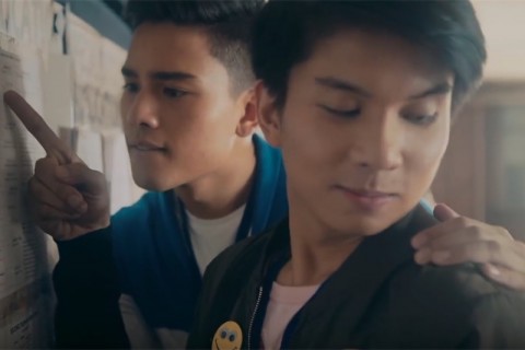 'Per quanto tempo puoi mantenere un segreto?', lo spot filippino che celebra l'amore di un padre nei confronti del figlio gay - Scaled Image 1 2 - Gay.it