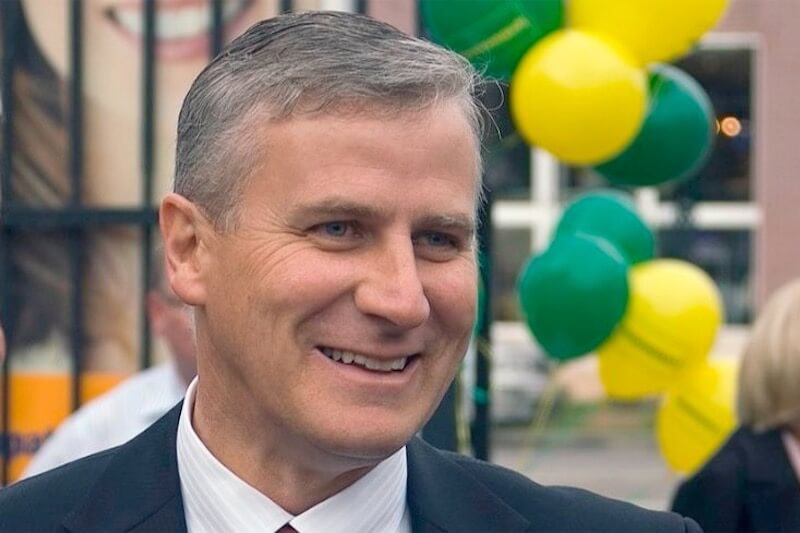 Australia, il nuovo vice-premier chiede scusa per l’omofobia del passato: ‘Officerò un matrimonio gay’