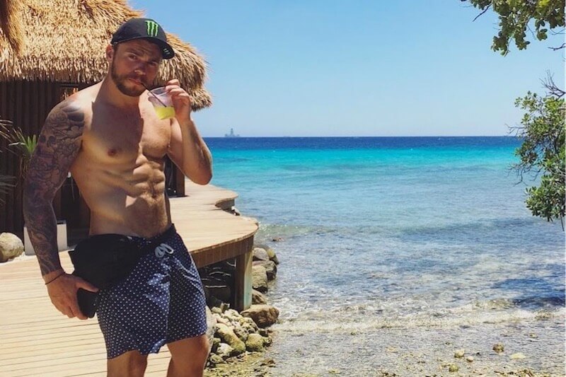 Gus Kenworthy, scioccanti insulti omofobi sui social: ‘schifoso, muori di Aids’