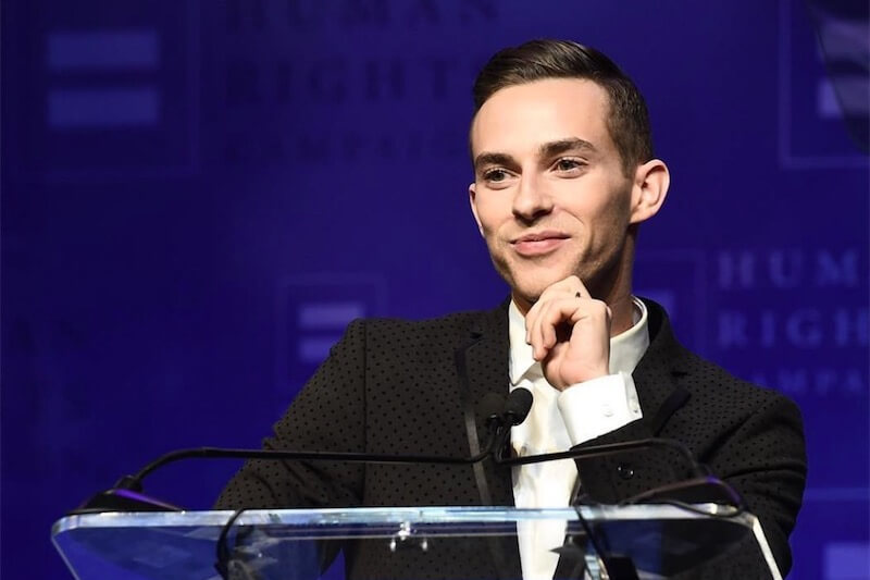 Adam Rippon Visibility Award 2018, l’emozionante discorso: ‘Siate voi stessi, siate ispirazione, non abbiate paura’